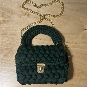 Elegant Green Woven Handbag